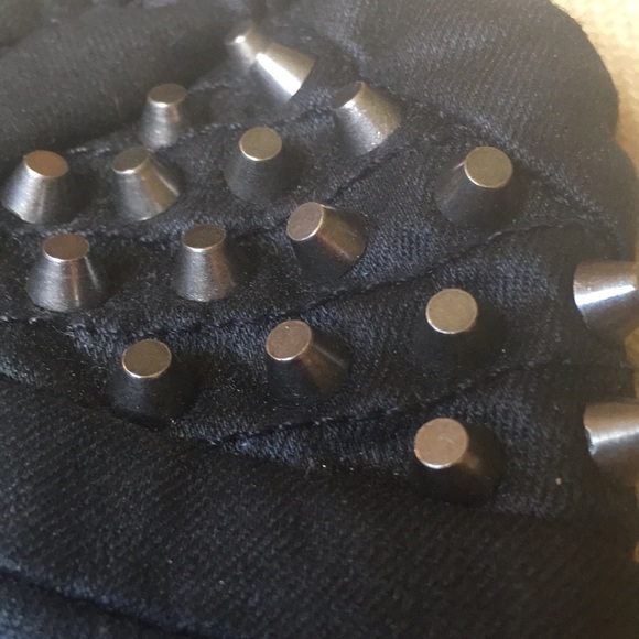 Guess Crop Bustier Style Top - Picture 2 of 5